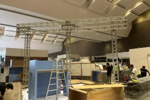 sewa rigging di JIEXPO, booth multimedia filter-Ultra Aqua