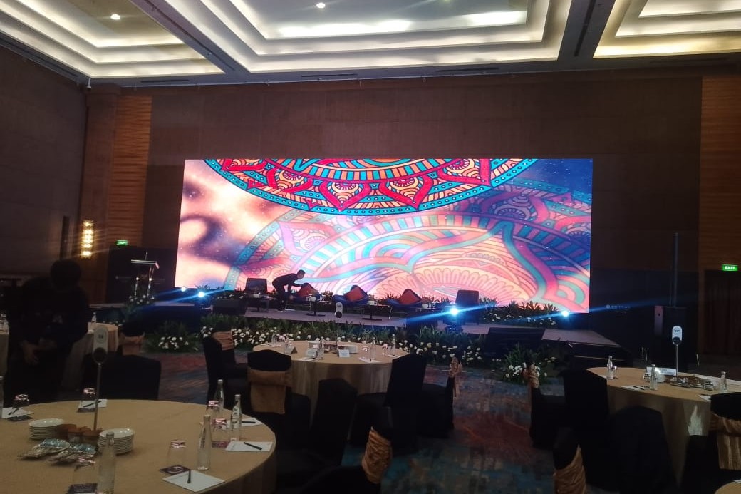 proyek sewa videotron kajian publik kemenko polhukam